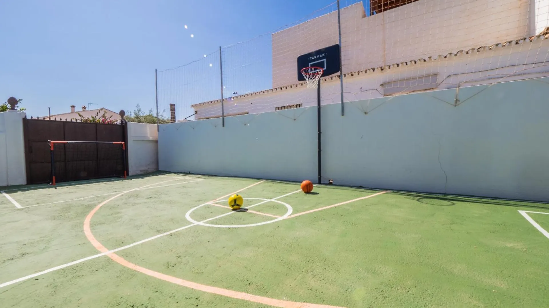 Cubo'S Villa Paraiso Alhaurín el Grande 0*,